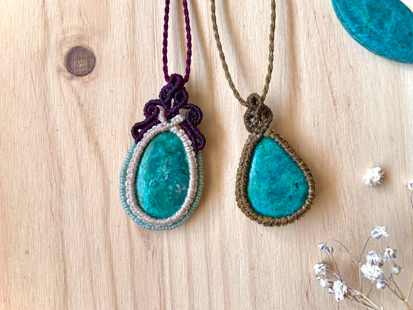 Pareja de colgantes de crisocola