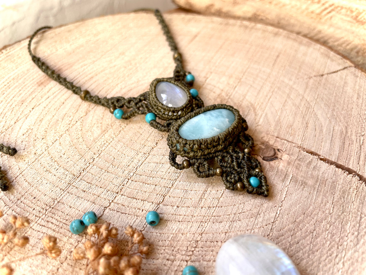 Collar con Larimar y Piedra de Luna