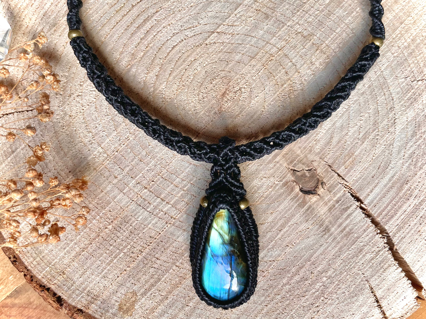 Collar de Labradorita