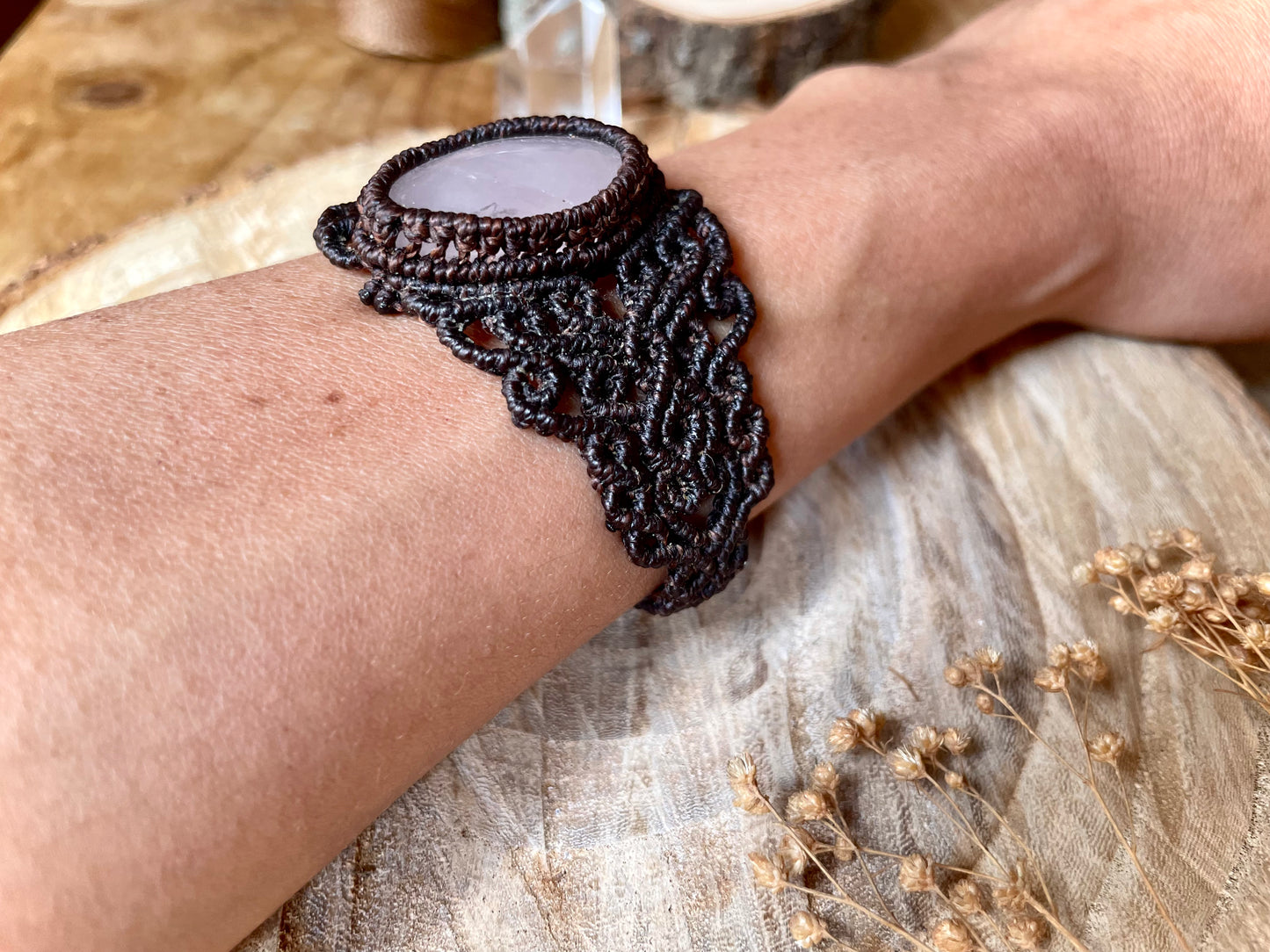 Brazalete de cuarzo rosa