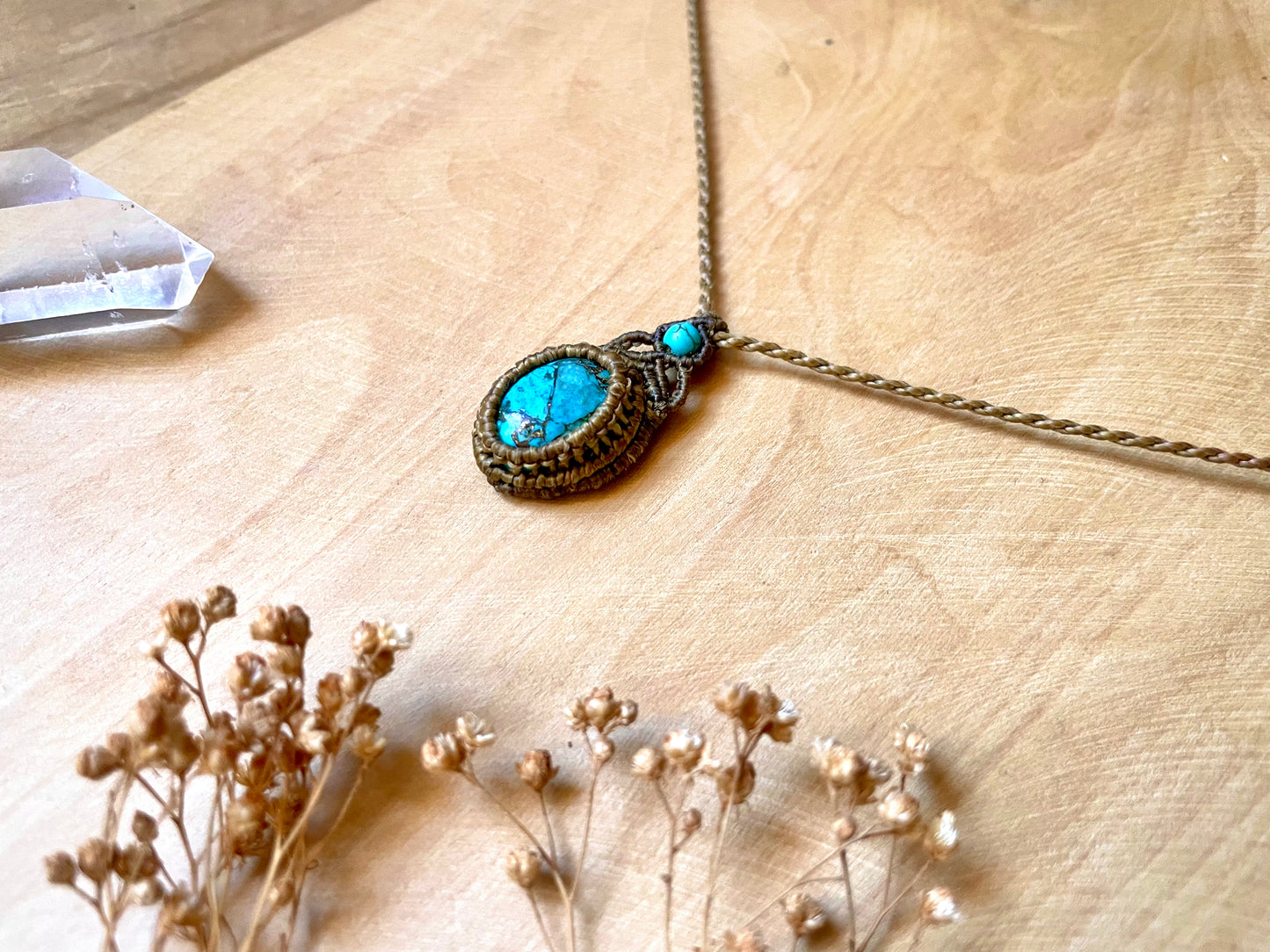 Turquesa pequeña con beta de cobre