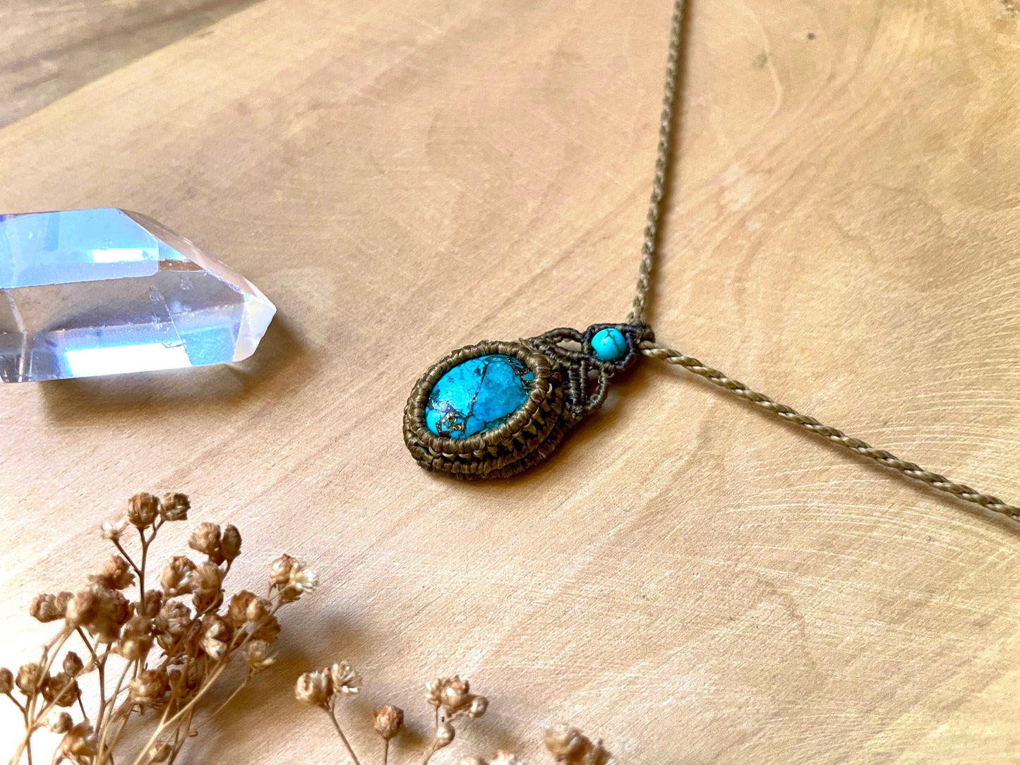 Turquesa pequeña con beta de cobre