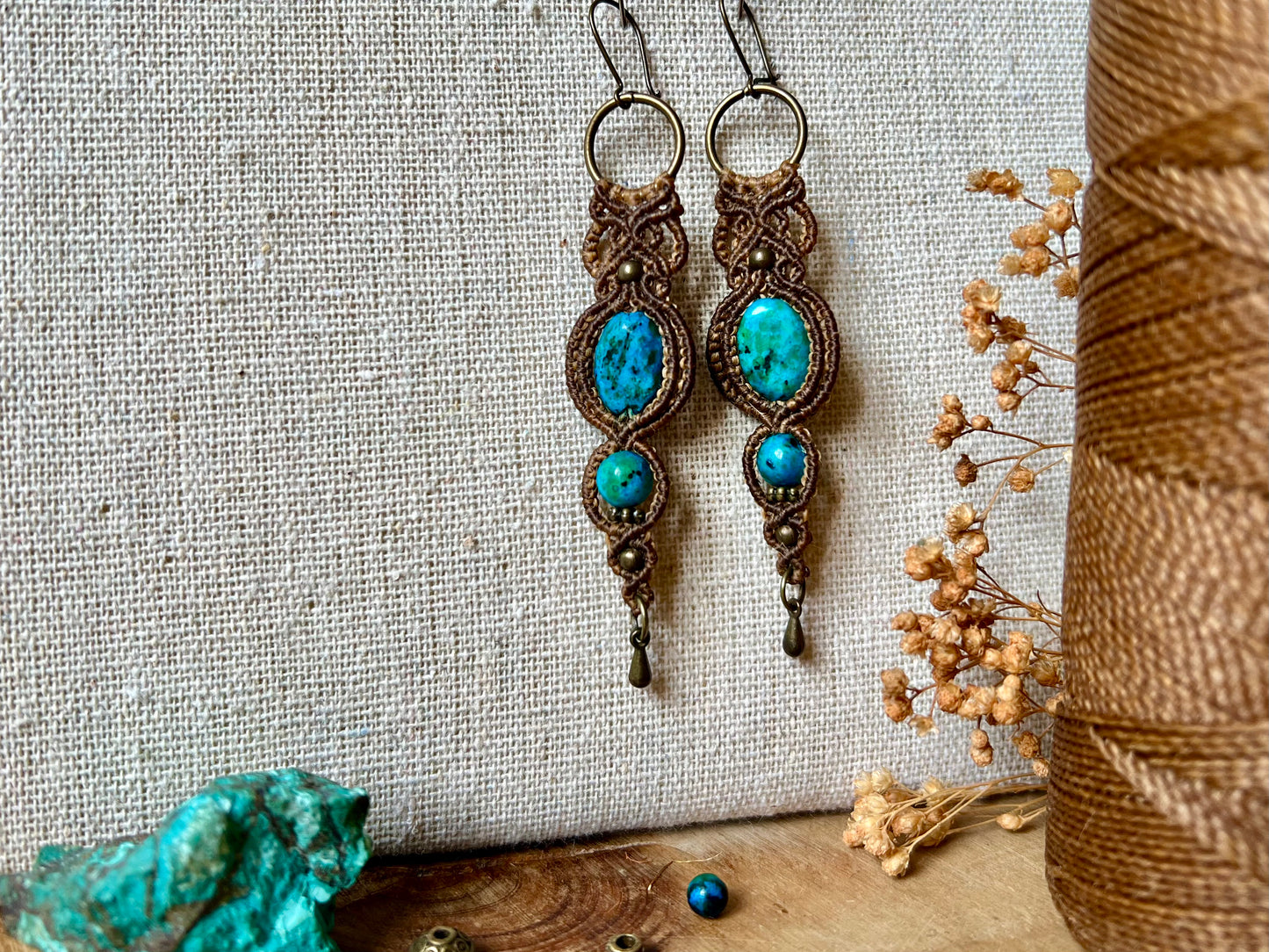 Pendientes de crisocola en marrón