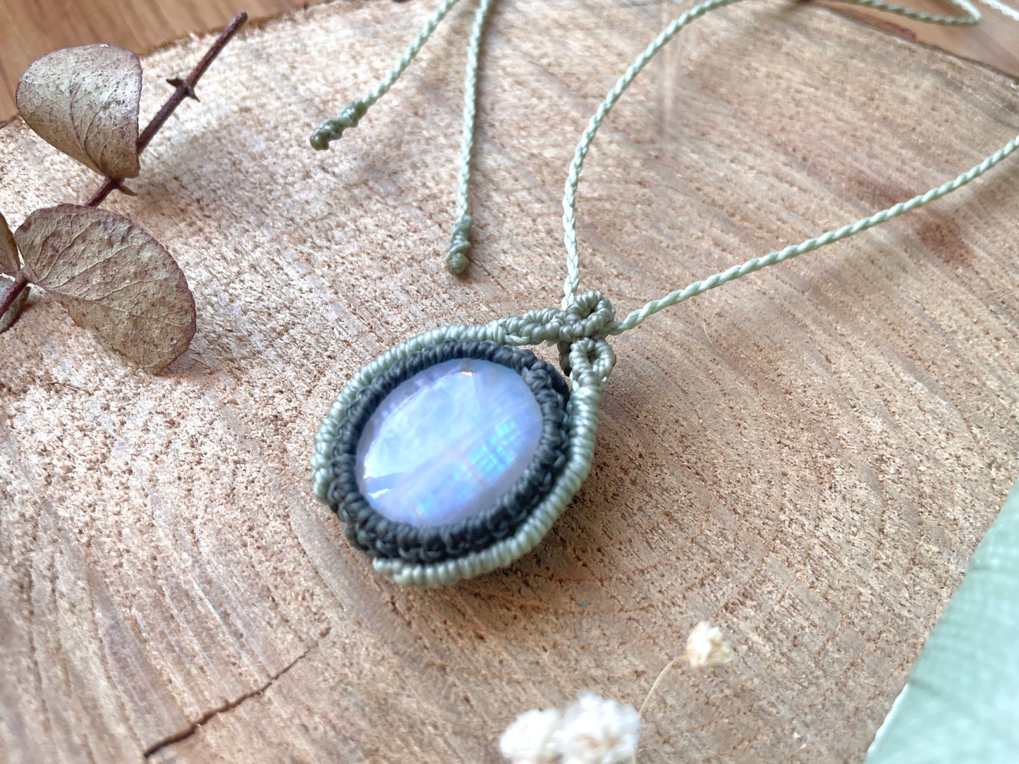 Colgante de piedra luna