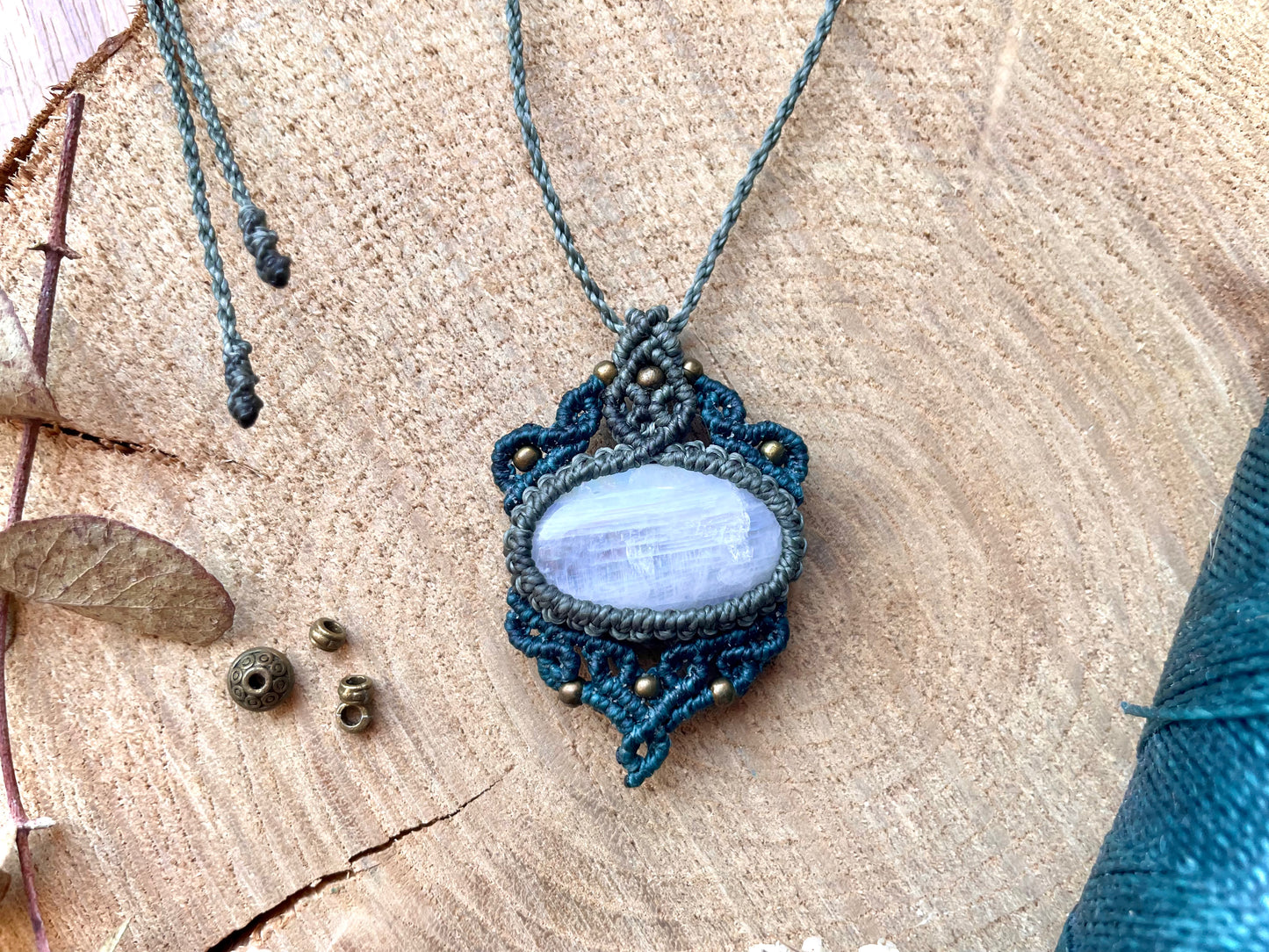 Colgantes de piedra de luna