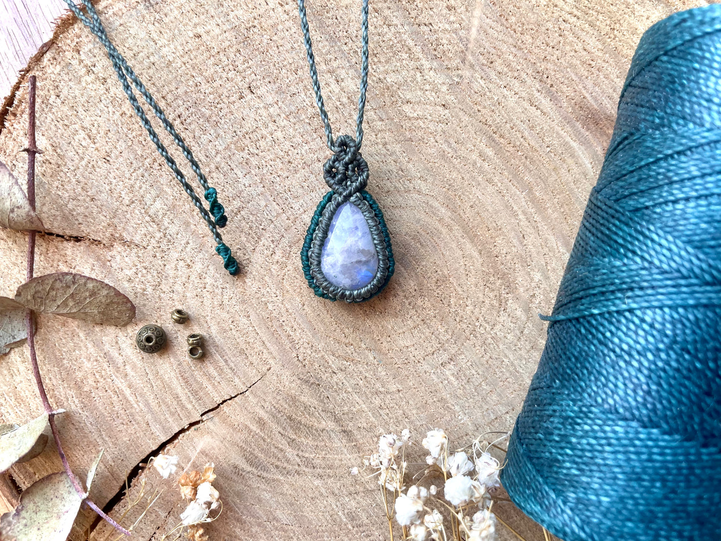 Colgantes de piedra de luna