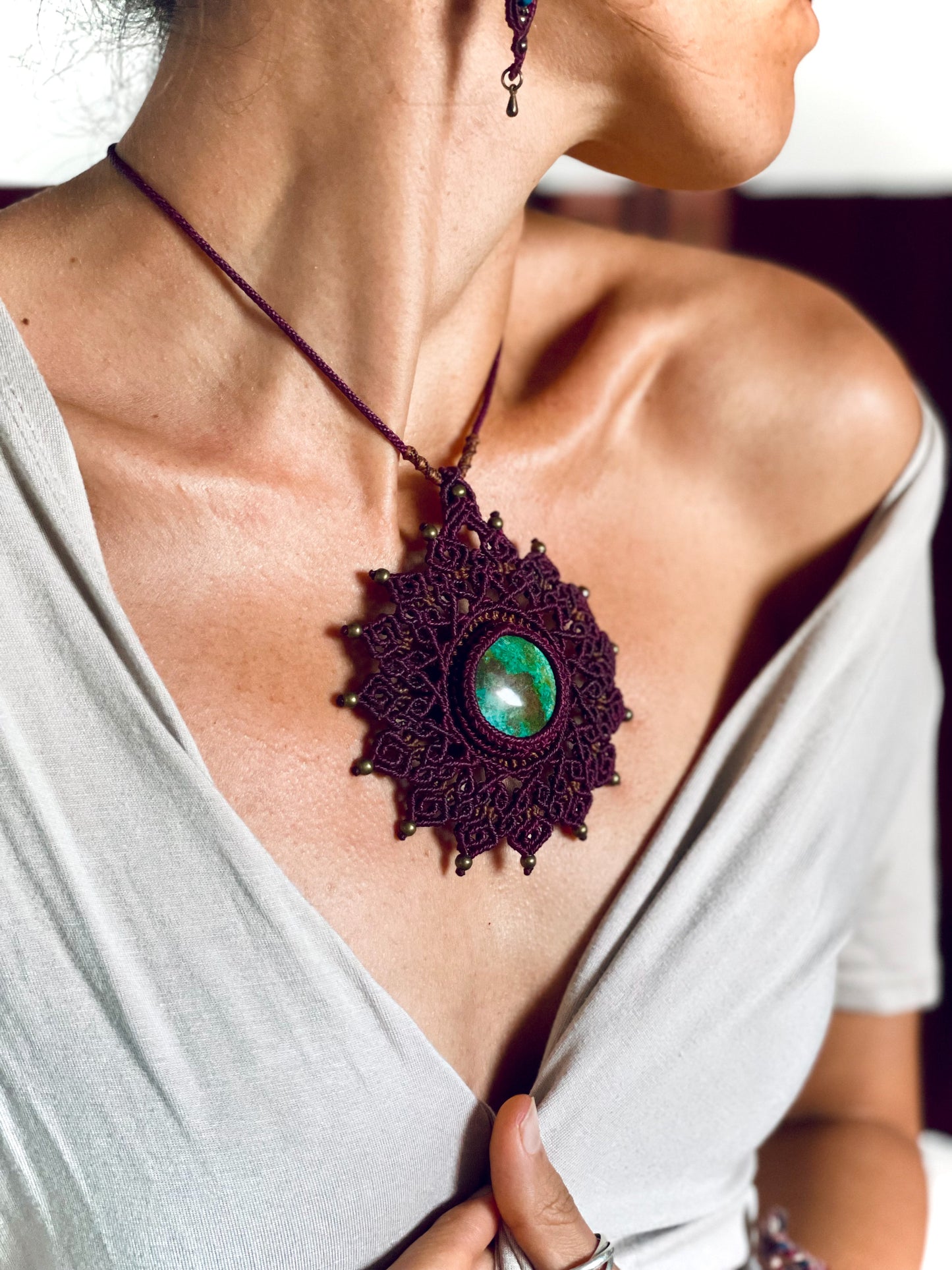 Collar 'Mandala' Púrpura con Crisocola