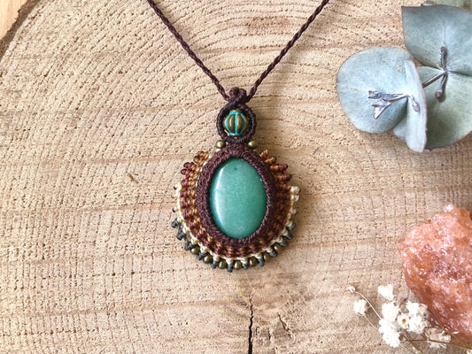 Colgante en colores tierra y Aventurina