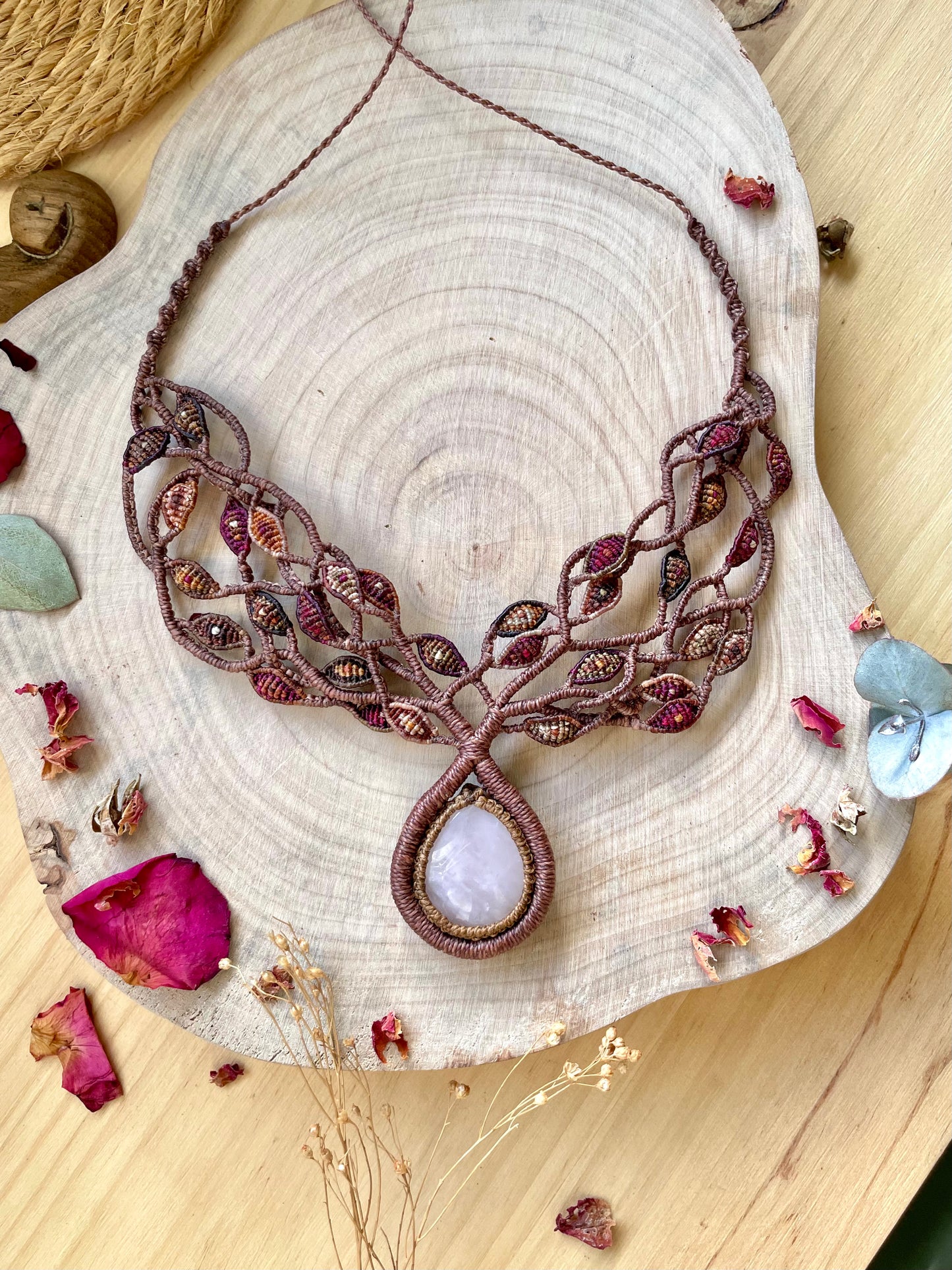 Collar 'Gaia' con cuarzo rosa