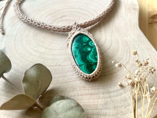 Collar-gargantilla con Malaquita