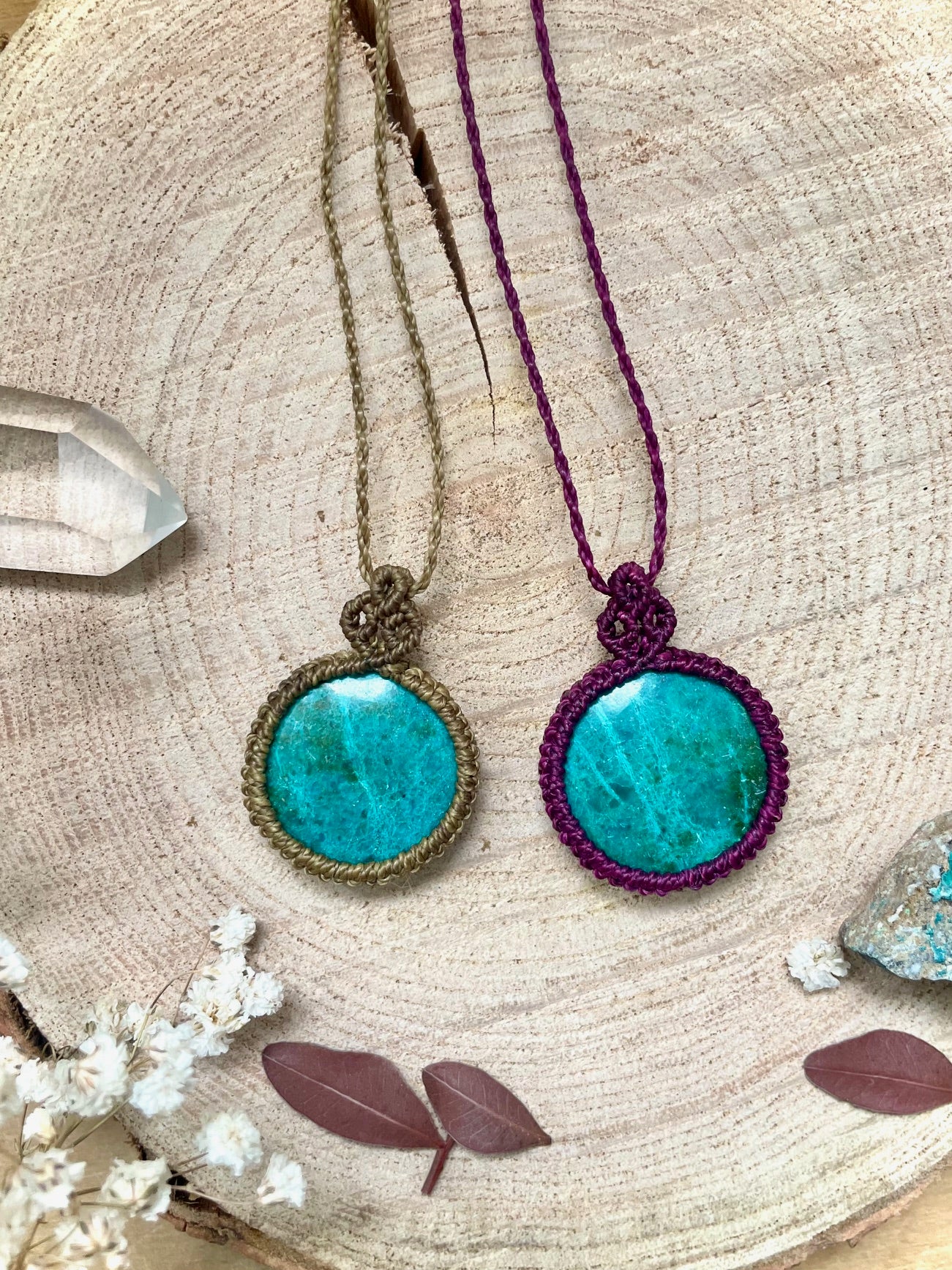 Colgantes de turquesa peruana en dos colores