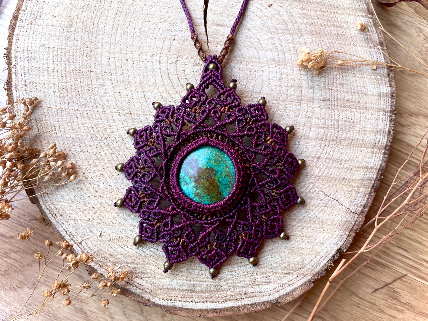 Collar 'Mandala' Púrpura con Crisocola